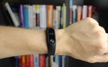 Xiaomi Mi Band 2 — огляд модного чоловічого аксесуара