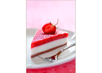 Йогуртовий торт.