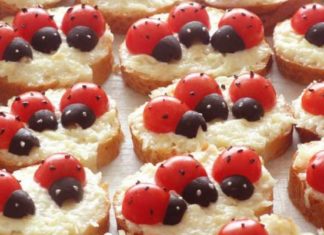 Класичний сирний бутерброд з сонечком.