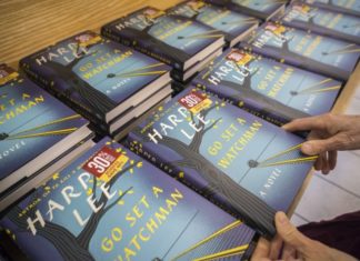 Вийшла нова книга Харпер Лі.