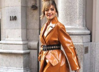 «Плащ космічний!»: образ Рити Ори підкорив публіку.