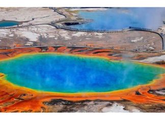 Красиві гарячі джерела.