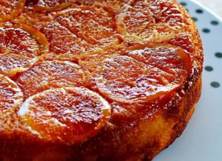 Апельсиновий кекс-перевертиш.