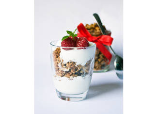 Гранола — улюблений корисний сніданок американських зірок.