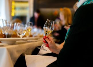Іспанські вина: як пити і чим закусувати.