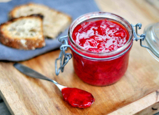 Як приготувати повидло з суниці.