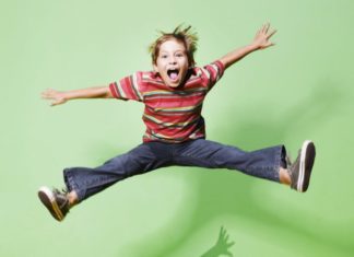 Британець показав, який хаос може створити його дворічна донька всього за 5 хвилин.