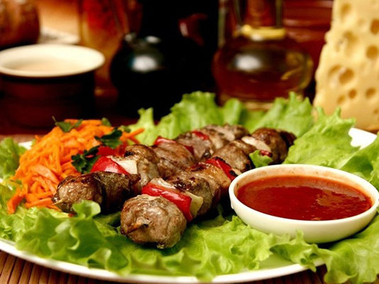 Вчені заявили про небезпеку шашлику.