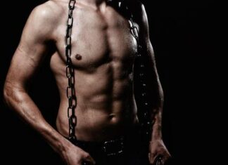 Як накачати груди вдома: вправи