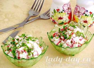 Салат за 15 хвилин з крабових паличок, яєць і часнику