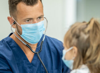 Дитячий «омікрон”: як швидко розпізнати, що дитина інфікована