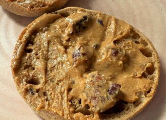 Забудьте про звичайне арахісове масло: цей схвалений шеф-кухарем спред набагато смачніший (я їв його 4 ранки поспіль!)