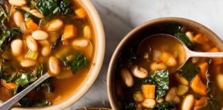 Затишний суп з білої квасолі: простий і смачний рецепт