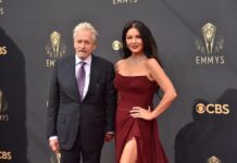 Майкл Дуглас дражнить, як він збирається розповісти шанувальникам правду про шлюб з Кетрін Зета-Джонс: «Є багато чого розповісти»