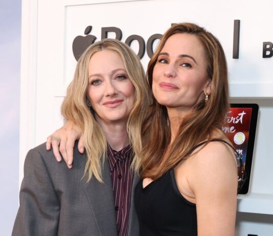 Джуді Грір насолоджується екранними конфліктами з Дженніфер Гарнер у серіалі Останнє, що він мені сказав